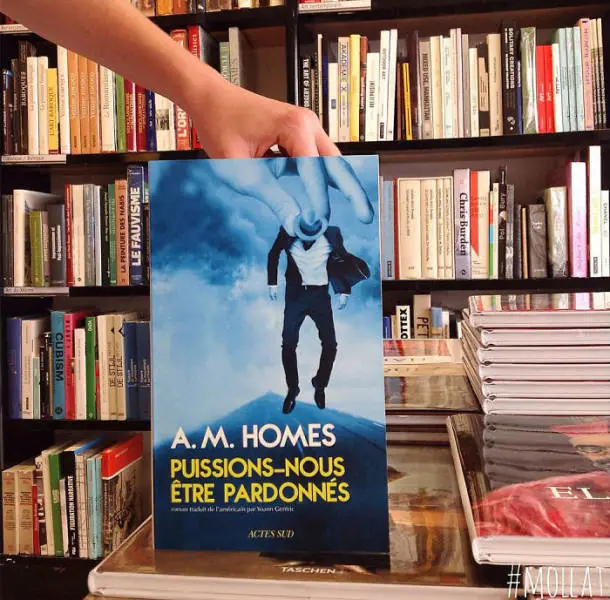 Cuando los empleados de las librerias se aburren