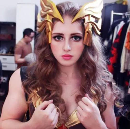Tiene una hermosa cara de muñeca pero cuando veas sus cuerpo