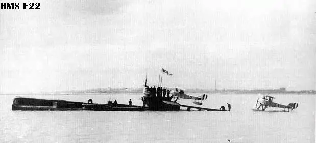 El submarino-portaaviones