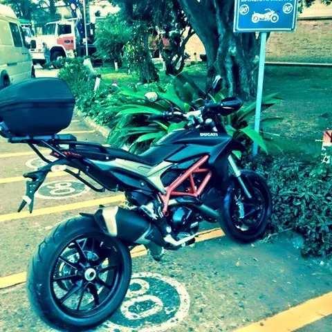 motos