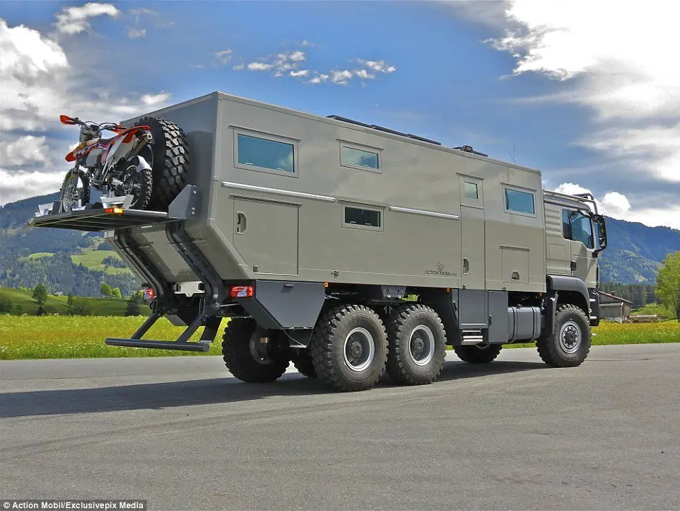 Action Mobil Globecruiser Family 7500