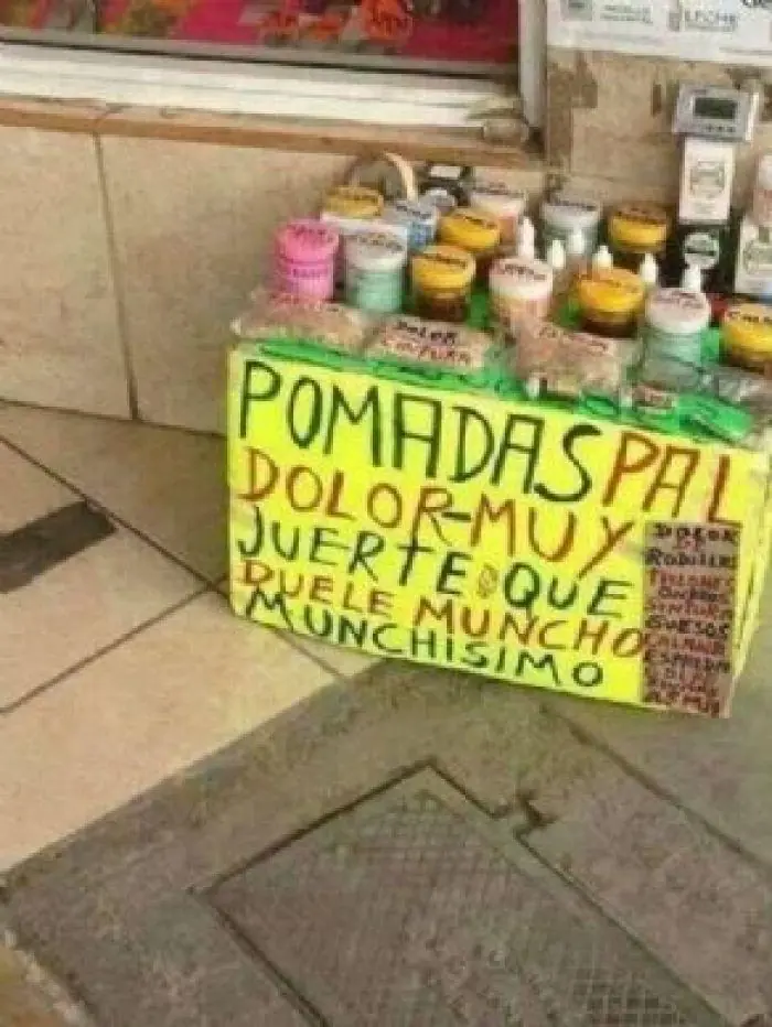 LLORAR