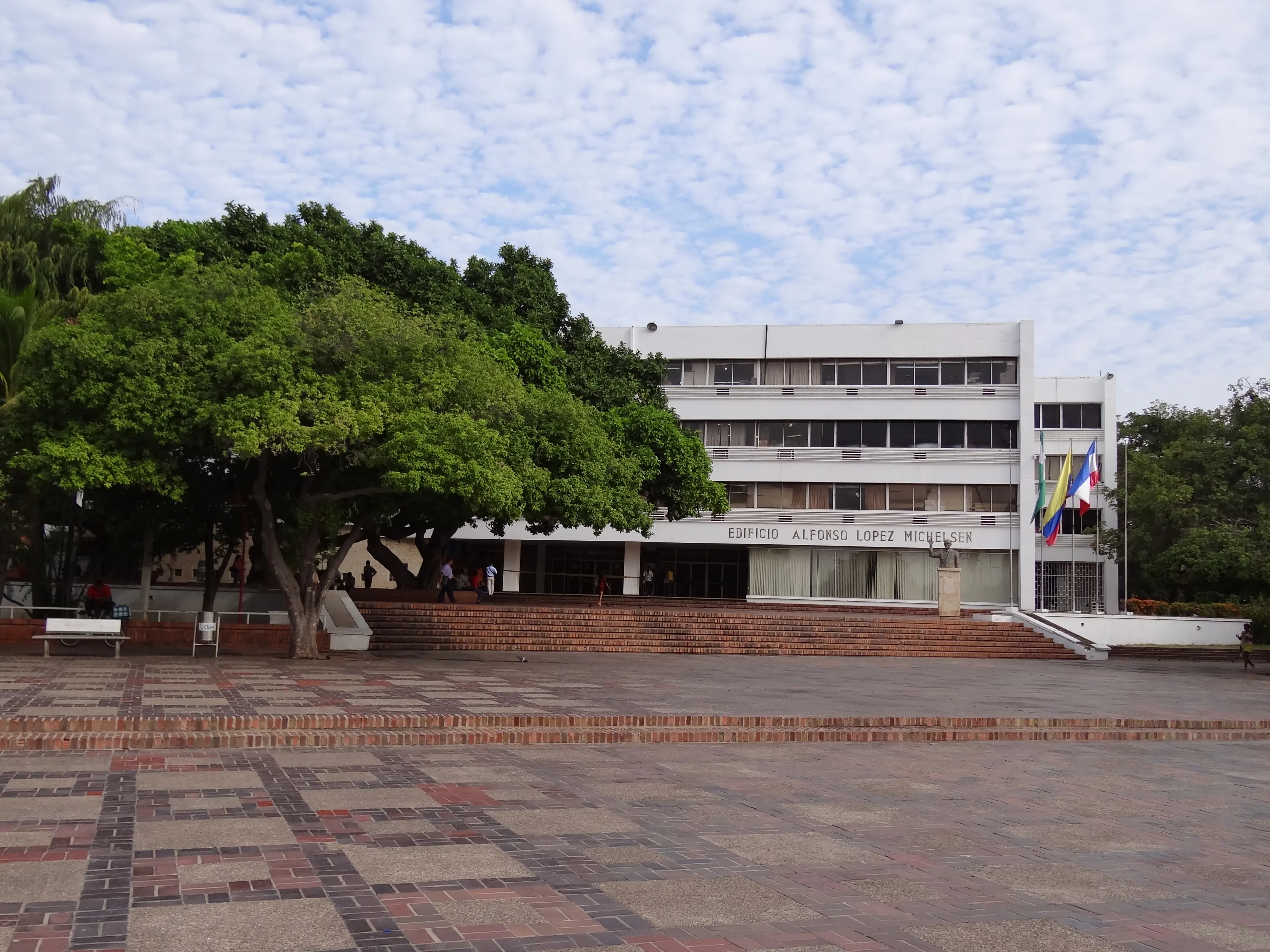 Plaza Plaza