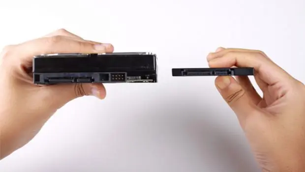 Cómo convertir un DISCO DURO antiguo en un disco externo