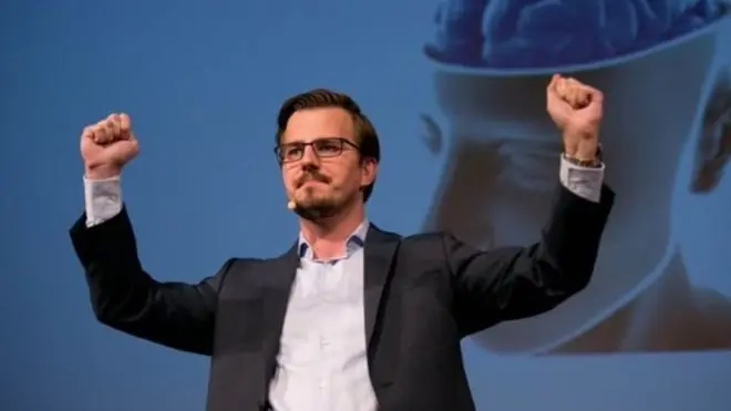 Prodigio de la memorización aconseja cómo mejorar la memoria