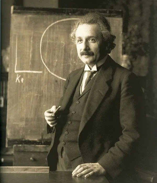 El acertijo de Einstein que solo el 2% lo resuelve