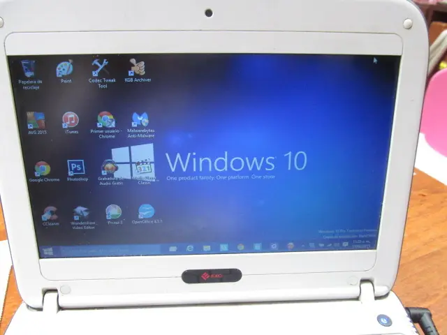 Instale backbox en una netbook del gobierno que no usaba!