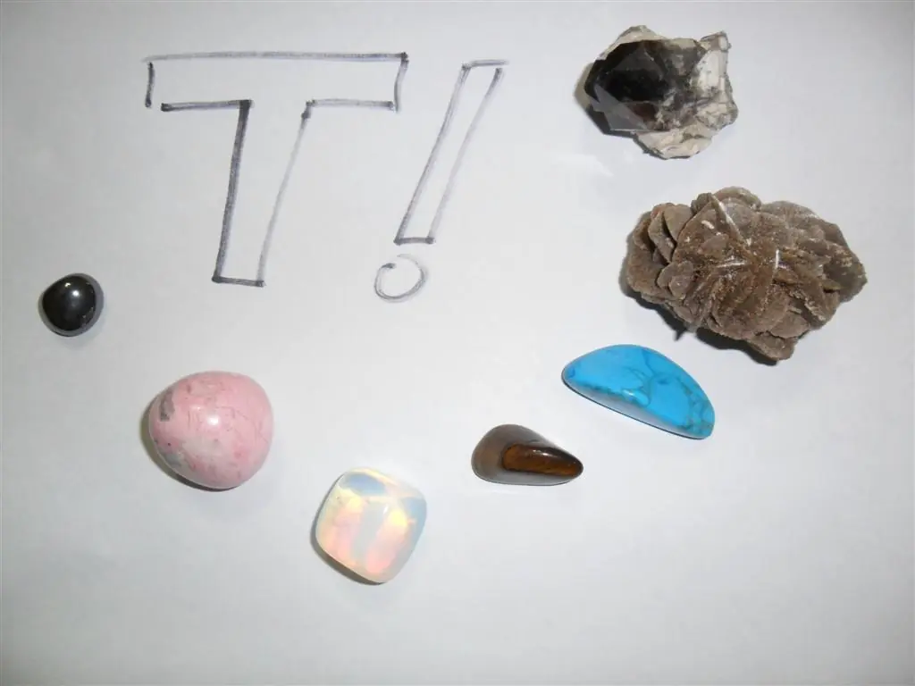 Te muestro mi colección de minerales.