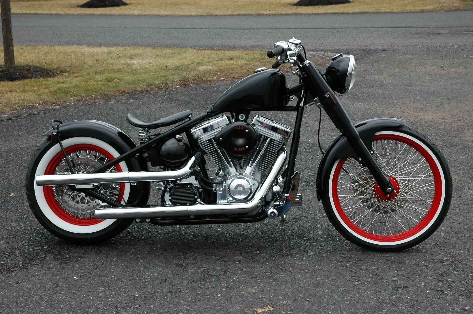 Motos