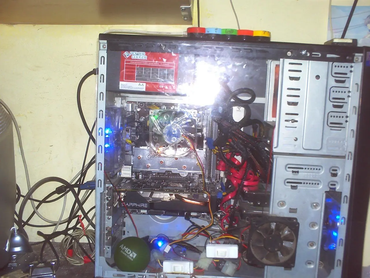 Arme mi PC gamer vendiendo items virtuales