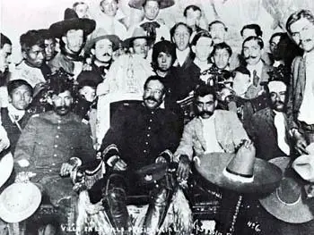 revolucion revolucion