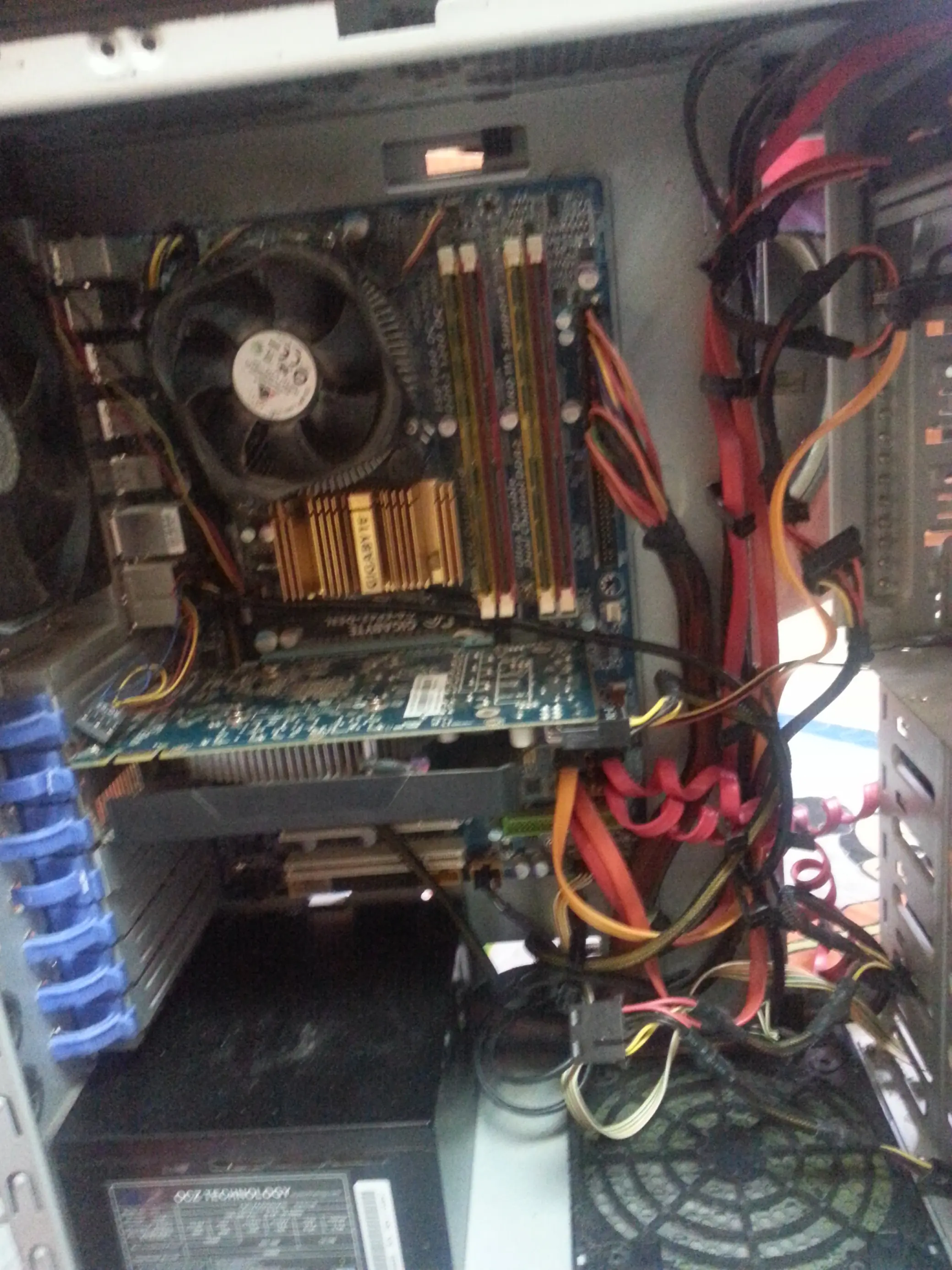 no me lo van a creer, pero me encontre otra pc...