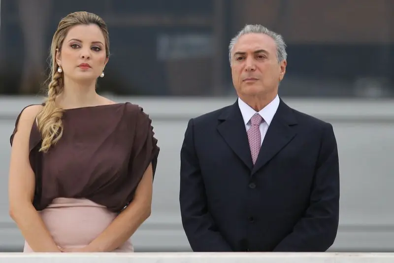 Robaron fotos íntimas de la Primera Dama de Brasil