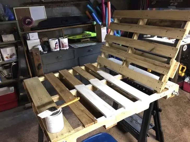 Te muestro como hacer 1 asiento poco convencional, muy facil