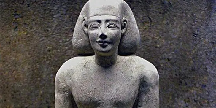 El Cairo: La estatua descubierta seria del Faraòn Psamte l