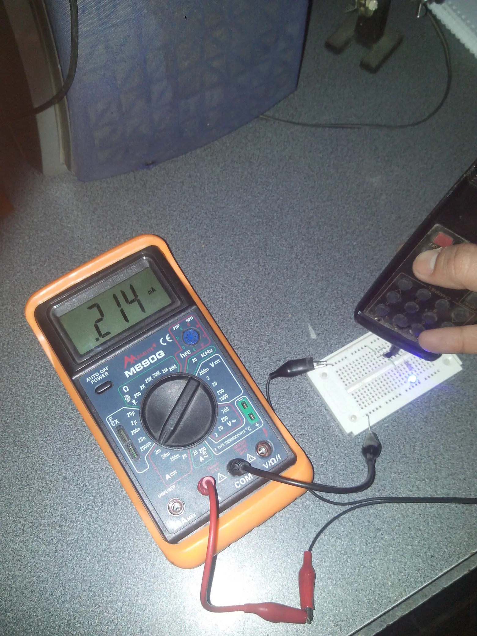 Probador de control remoto casero (muy fácil)