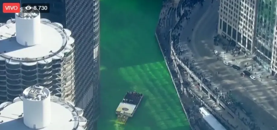 El río de Chicago en EEUU se ha teñido verde