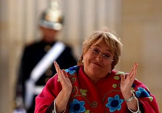 Presidenta Bachelet enfrenta peor momento en aprobación.