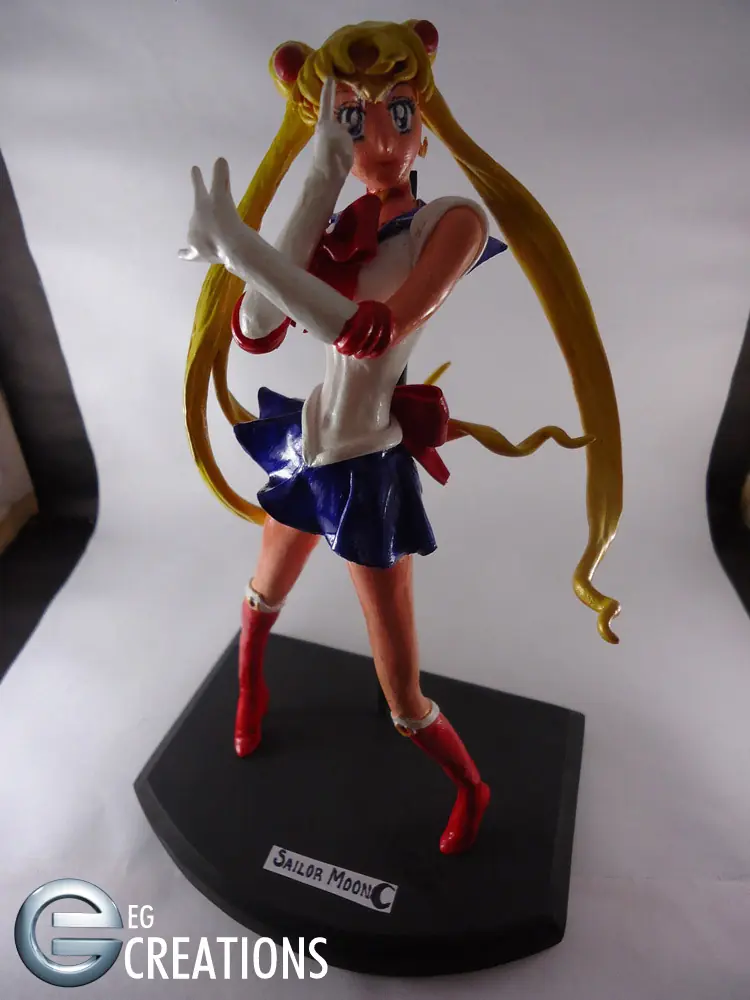 Sailor Moon (Escultura en Porcelana en frio echa por mi)