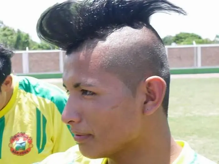 Peruanos acusan a CR7 de plagio [Humor]