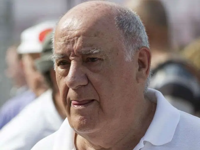 el hombre mas rico del mundo actualmente