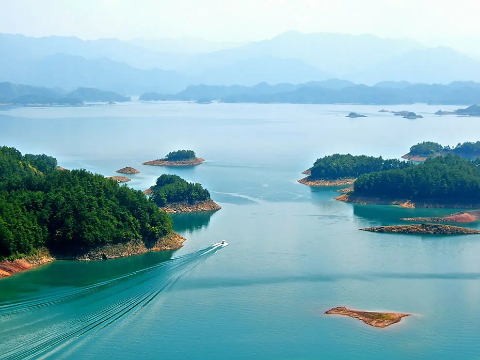 Shi-Cheng, Una ciudad sumergida bajo el agua en China Shi-Cheng, Una ciudad sumergida bajo el agua en China