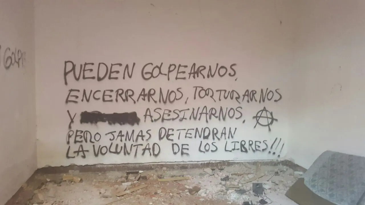 Así dejaron los anarquistas la casa que ocupaban en Fernánde Así dejaron los anarquistas la casa que ocupaban en Fernánde