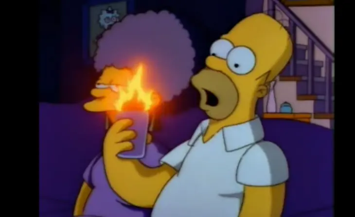 Barman recrea la bebida ‘Llamarada Homero’