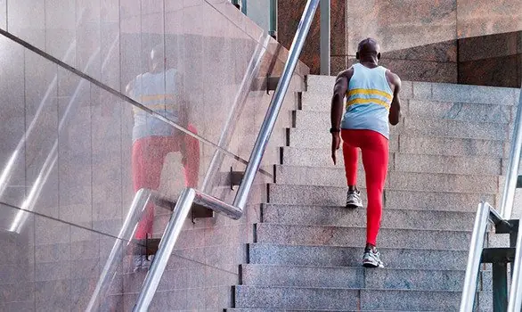 Los beneficios de subir las escaleras para tu salud