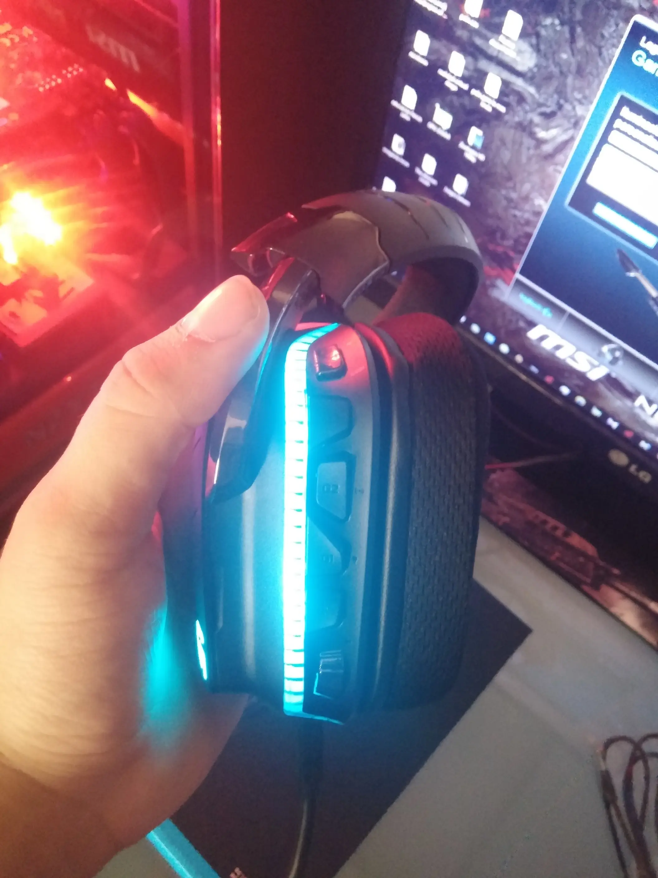 logitech g633