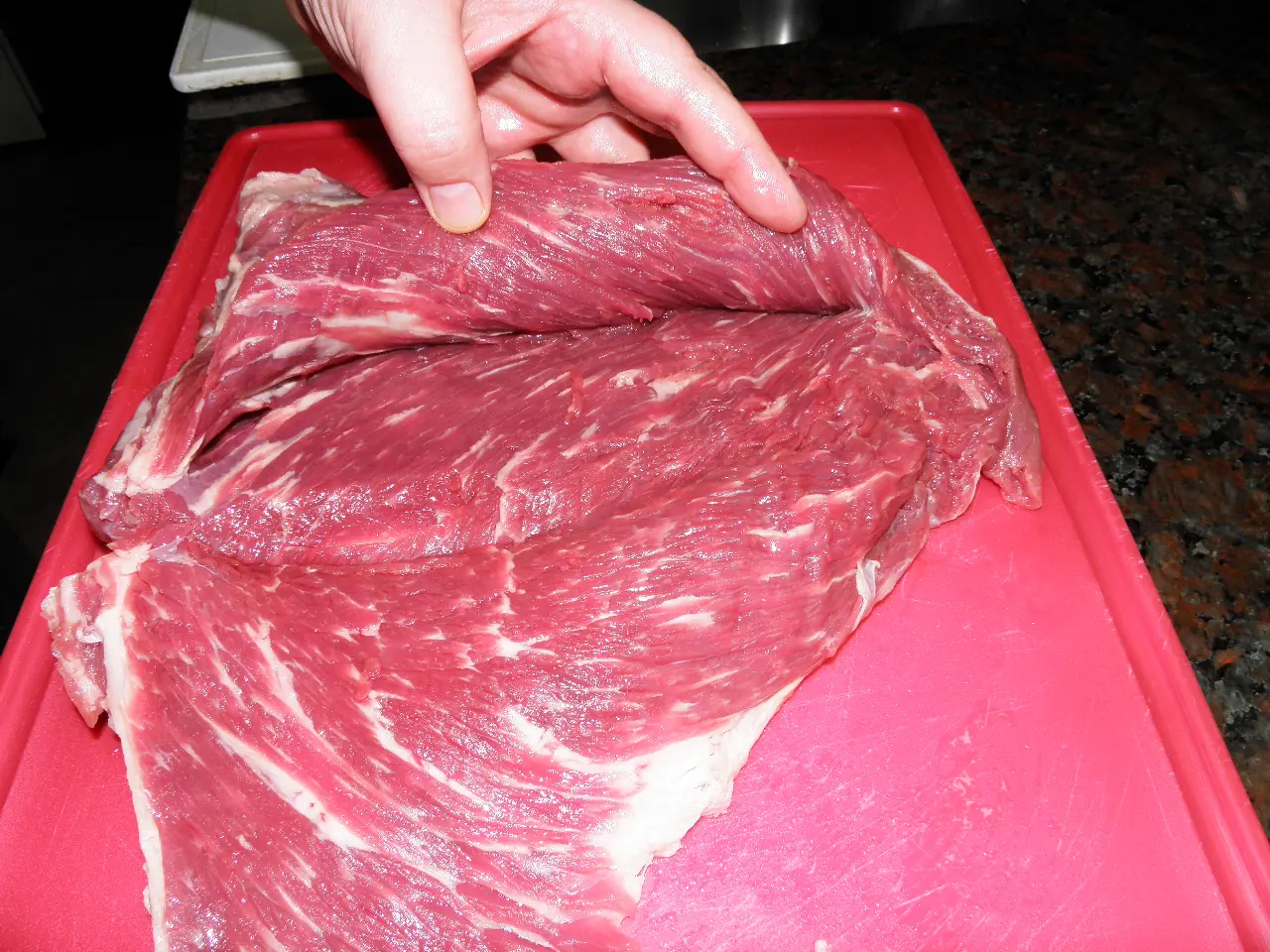 Colita de cuadril a la cacerola y zapallitos rellenos