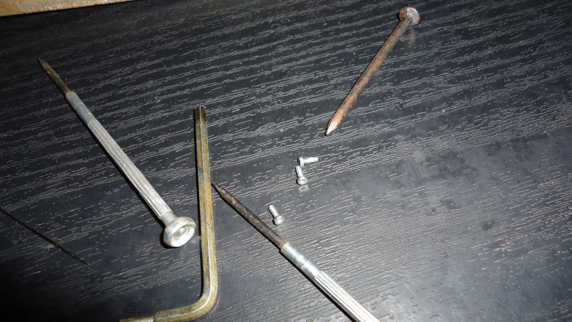 tornillos