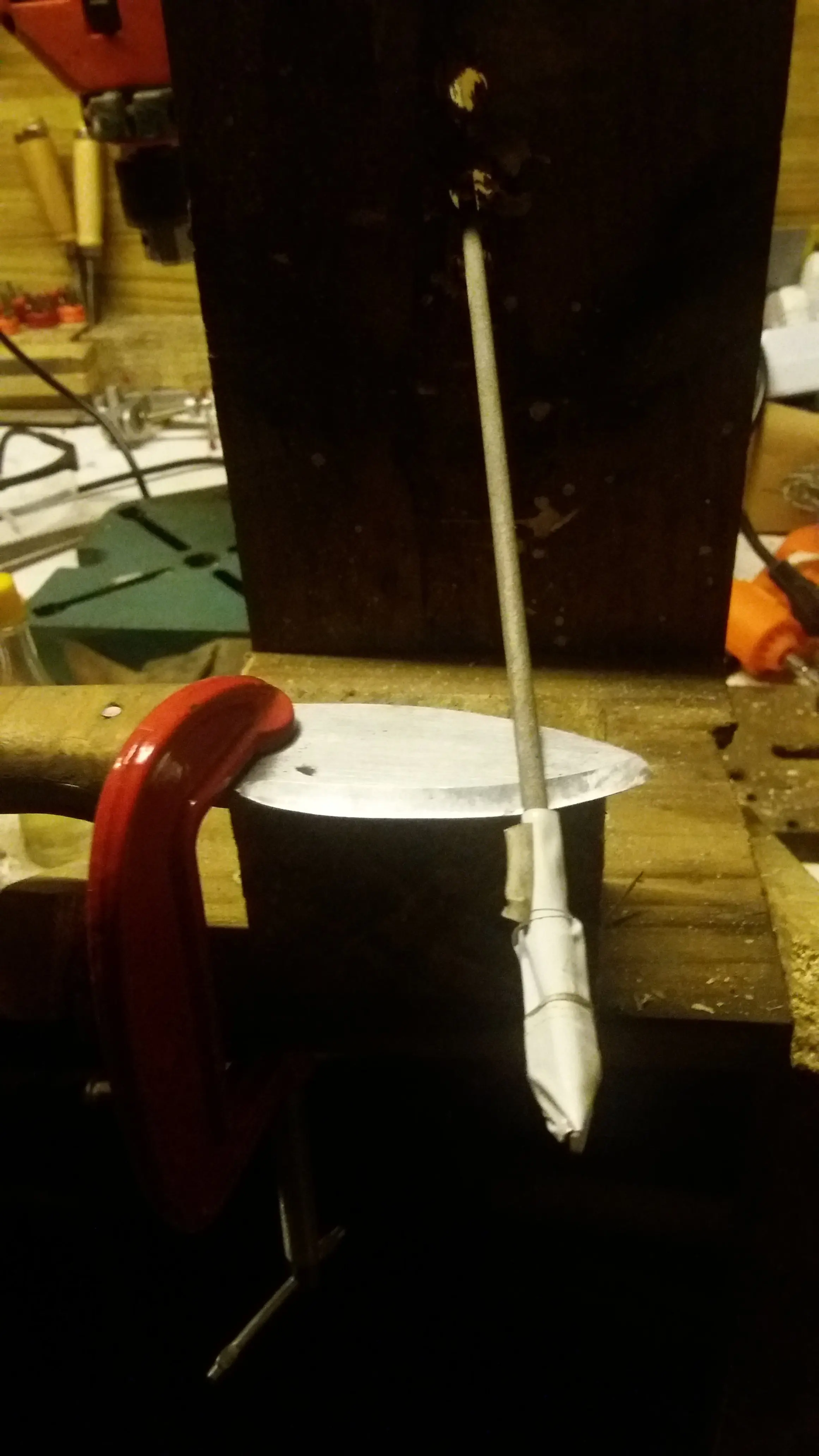 Como hacer un cuchillo super resistente tu mismo actualizado Como hacer un cuchillo super resistente tu mismo actualizado