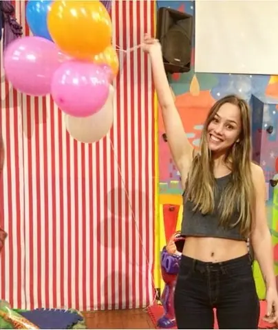 Angie Ostapowicz Angie Ostapowicz