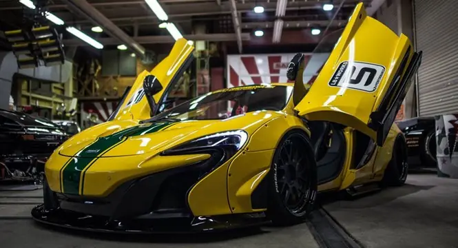 McLaren 650S modificado por Liberty Walk: un mini P1