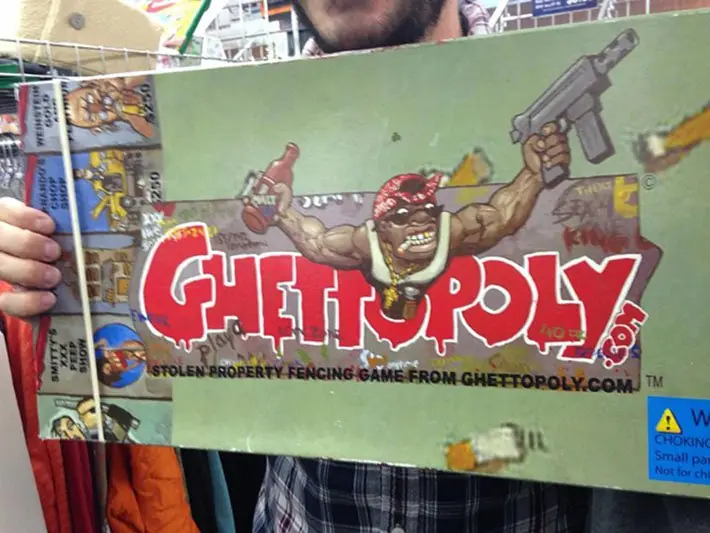 Cosas bizarras encontradas en tiendas de segunda mano Cosas bizarras encontradas en tiendas de segunda mano