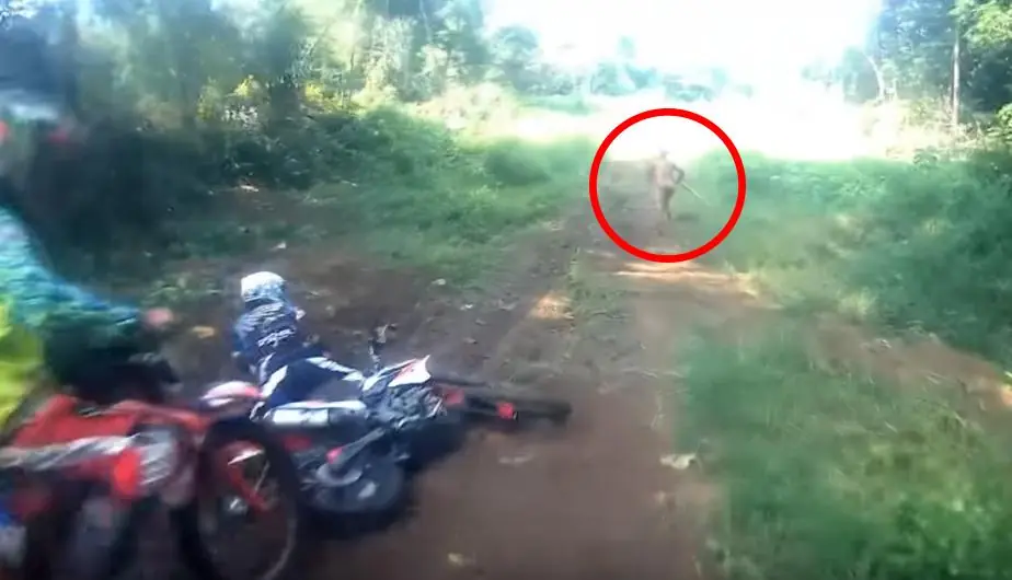 Indonesia: filman un ¿duende?