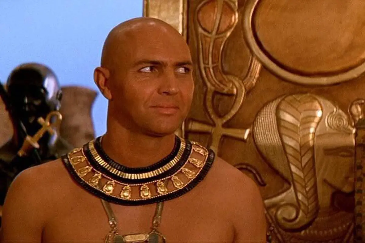 Memes de la cara de pervertido de actor de La Momia