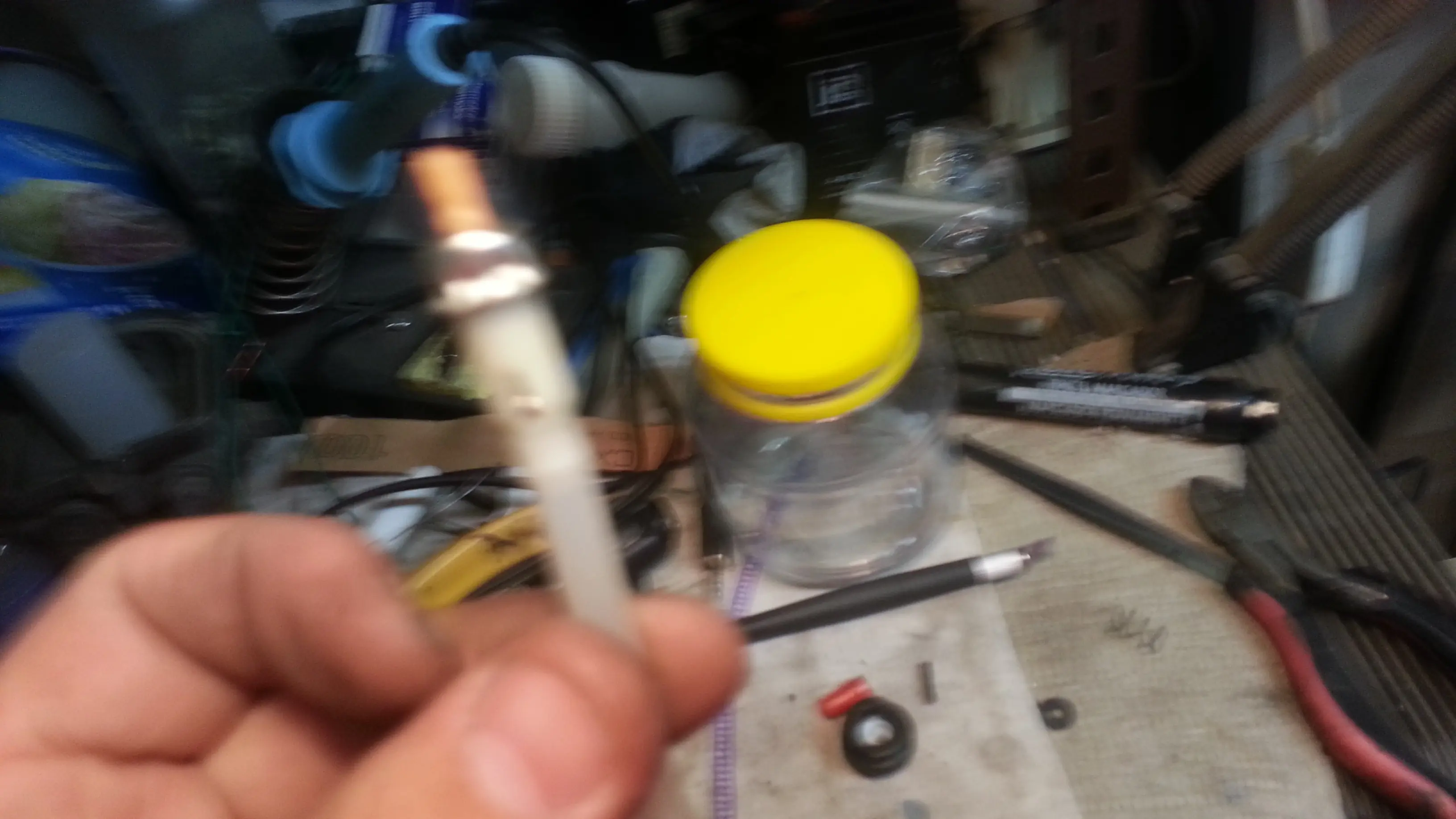 minipistola de aire P/ limpiar pc etc  por 5 pesos