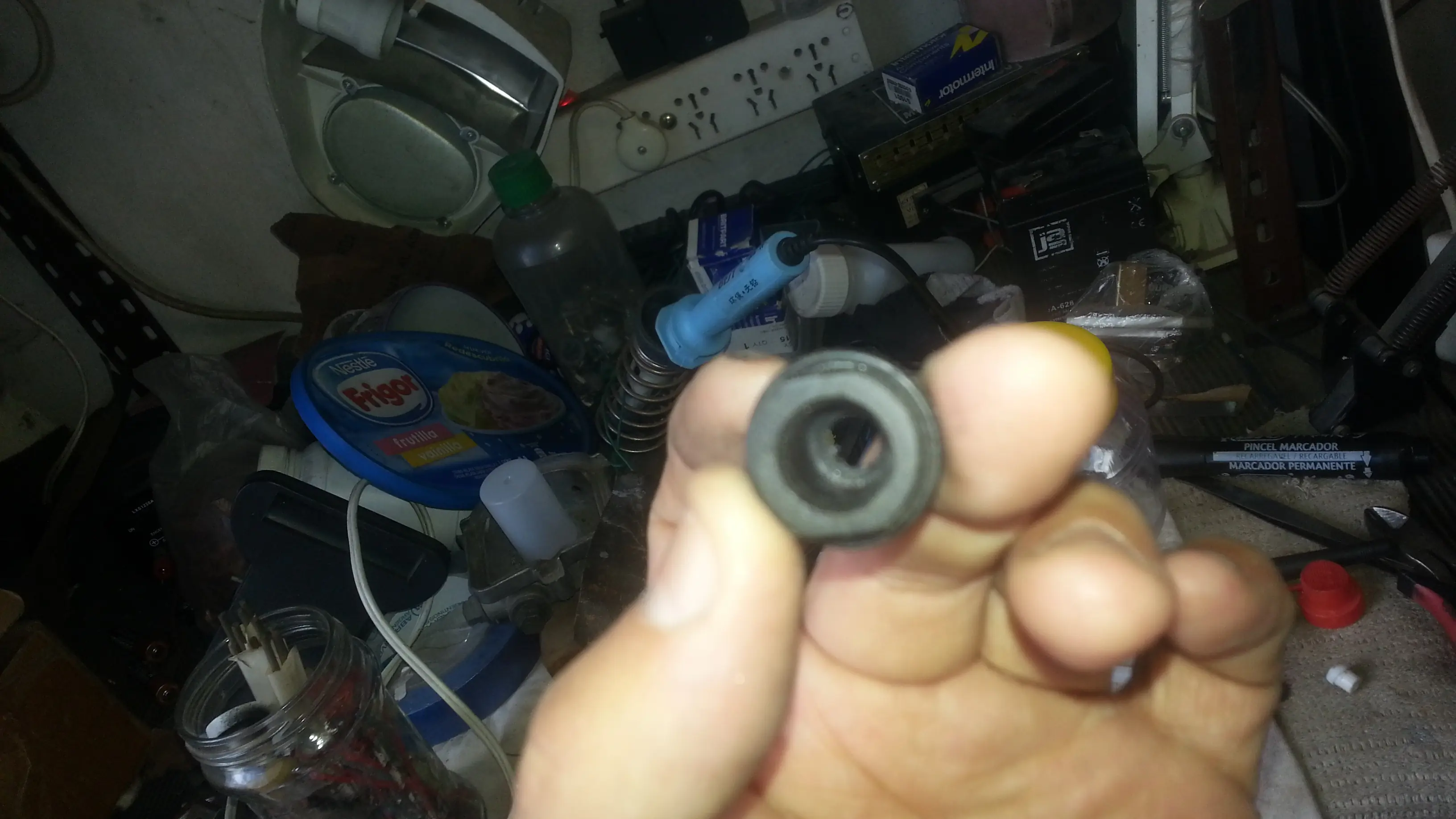 minipistola de aire P/ limpiar pc etc  por 5 pesos