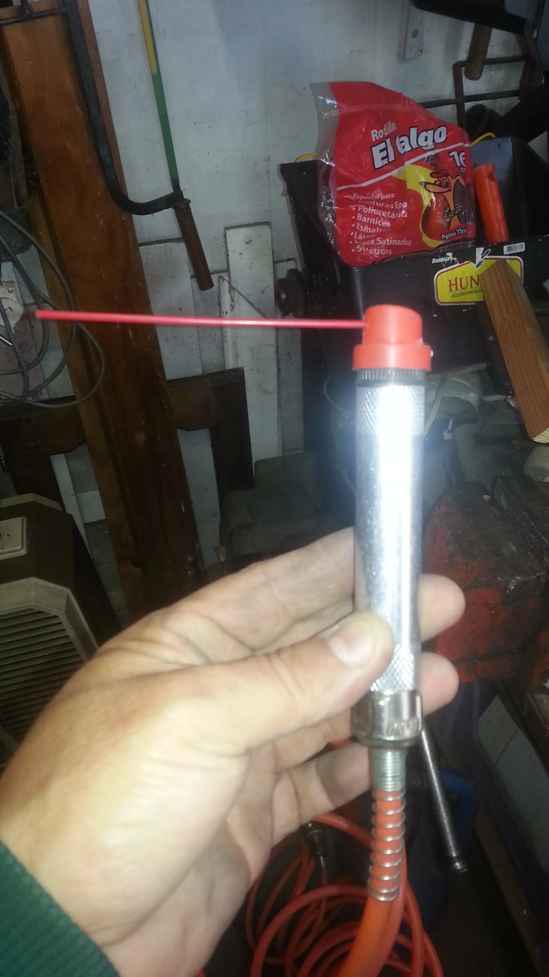 minipistola de aire P/ limpiar pc etc  por 5 pesos