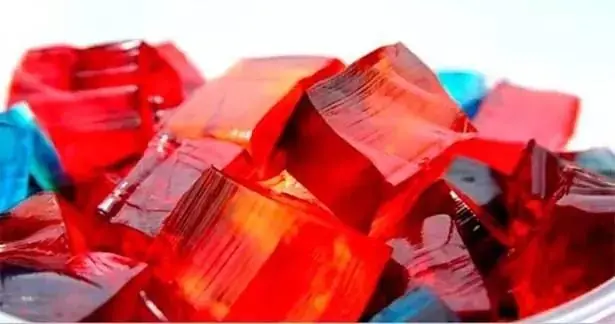 ¿Por qué le dan gelatina a los enfermos en los hospitales?