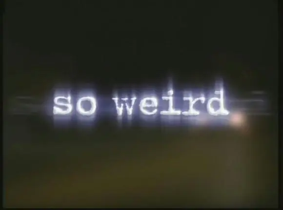 Que Raro (So Weird)..
