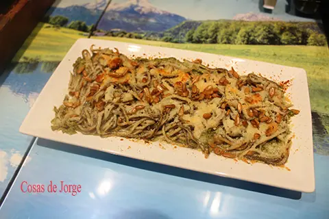Gulas gratinadas con semillas de girasol