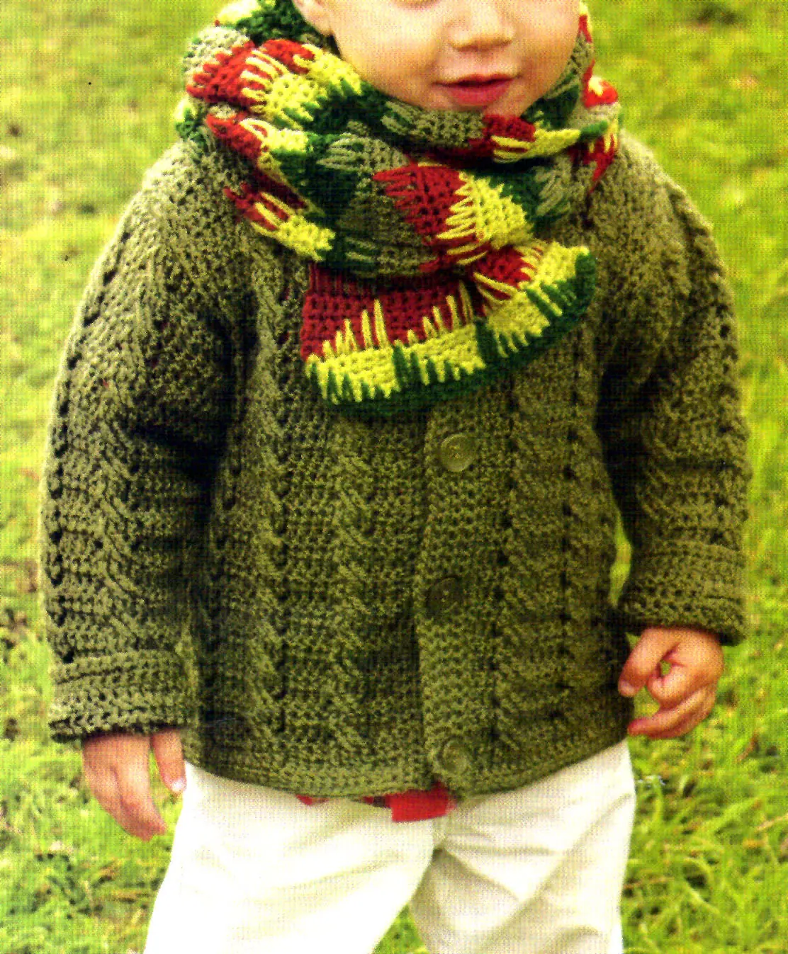 saco para niño con puntos de ochos y bufanda en jacquard