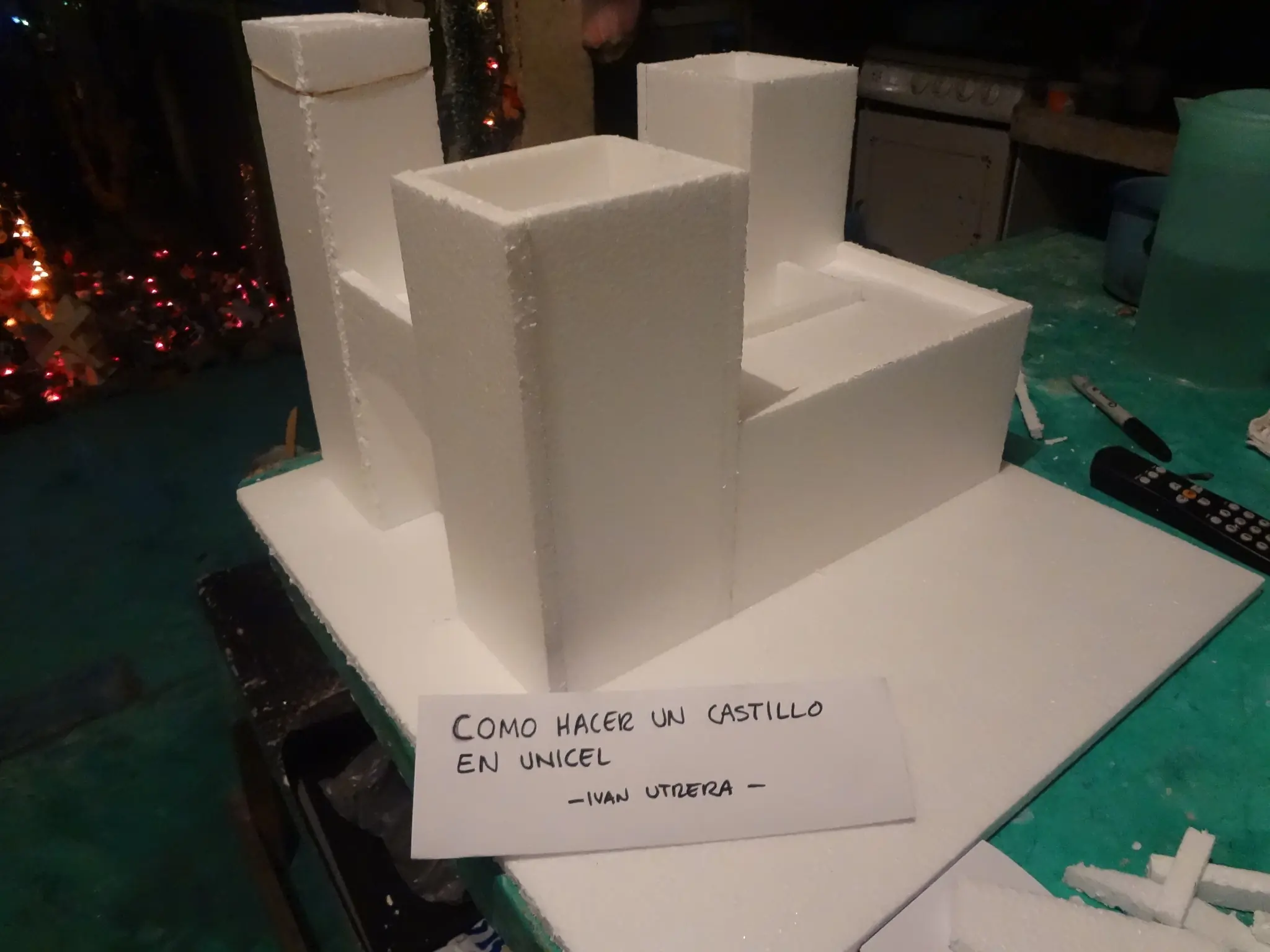 Como hacer un castillo en espuma plast o unicel paso a paso