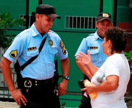 Aprende a abrir una Cerradura de Auto sin la llave.