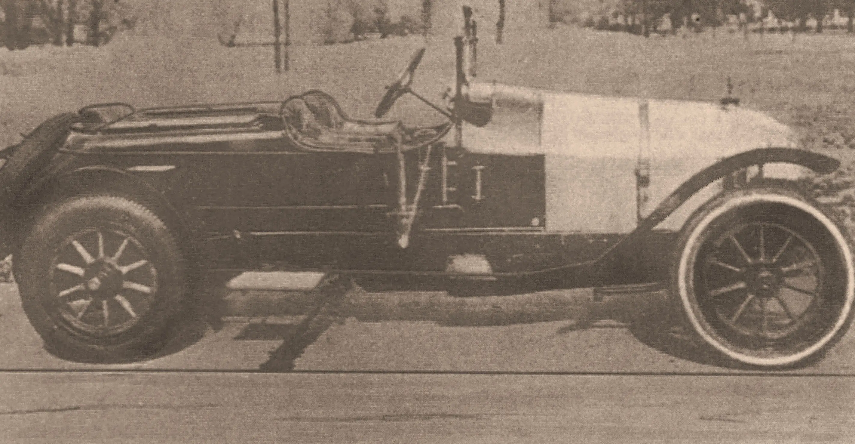 Austro-Daimler diseñado por Ferdinand Porsche