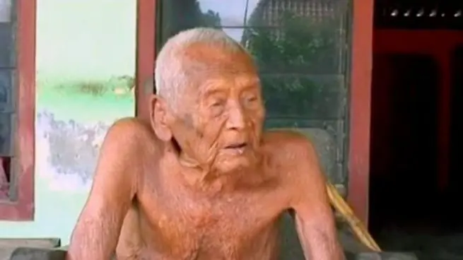 Indonesio de 145 años dice que su único deseo es morir