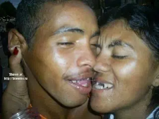 Los tukis, tragedia venezolana. [Megapost]